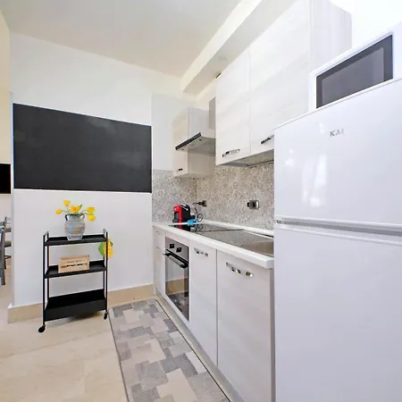 Homely Flat Porta Maggiore Rom