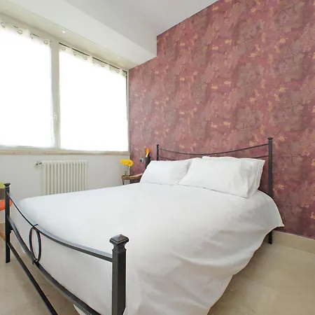 Homely Flat Porta Maggiore Apartment Rom